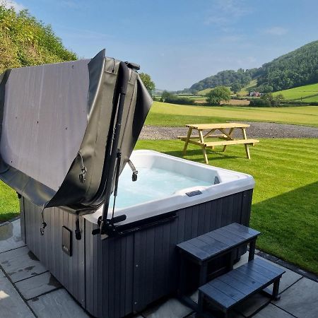 Vila Meadow View Meifod Exteriér fotografie